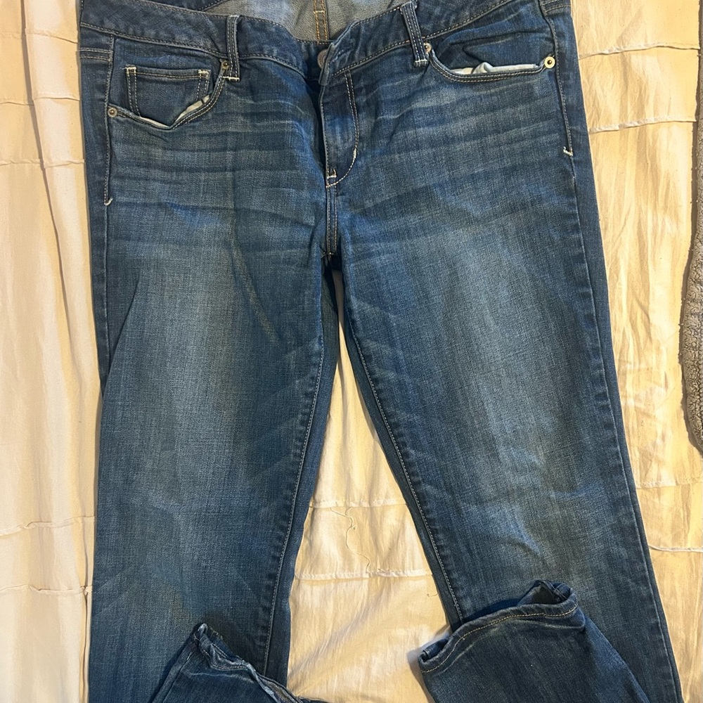 American Eagle Outfitters Dark Blue Skinny Jeans